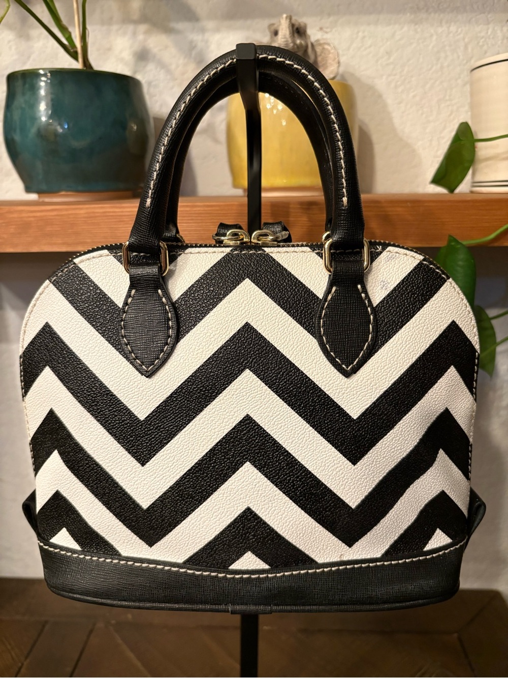Dooney & Bourke Mini Chevron Satchel Crossbody Black & White - Picture 4 of 7